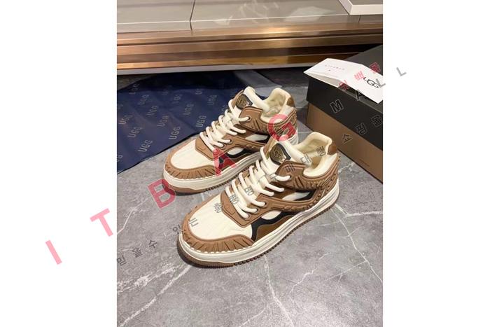 UGG 남성 스니커즈 YF1249