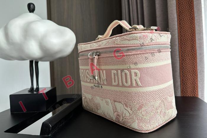��� RTRAVEL ����Ƽ ���̽� CR90236