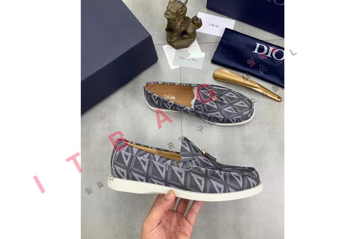 ��� LP4243-1