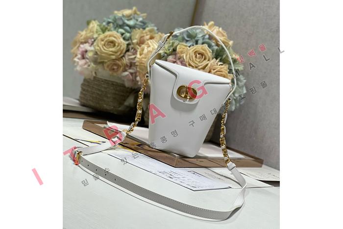 ��� ������ 30 �̴� ��Ŷ�� DR90329