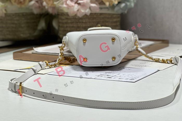 ��� ������ 30 �̴� ��Ŷ�� DR90329