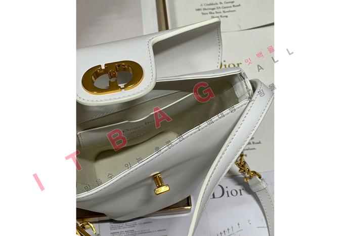 ��� ������ 30 �̴� ��Ŷ�� DR90329