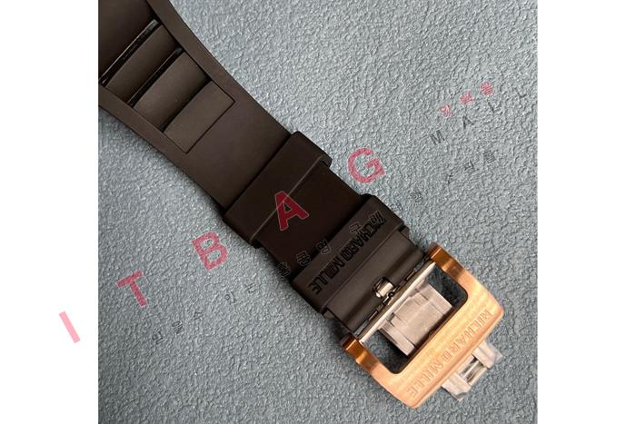 ������ ��  RM 011 �ö��̹� ũ�γ�׷��� HT6046