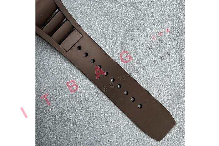 ������ ��  RM 011 �ö��̹� ũ�γ�׷��� HT6046