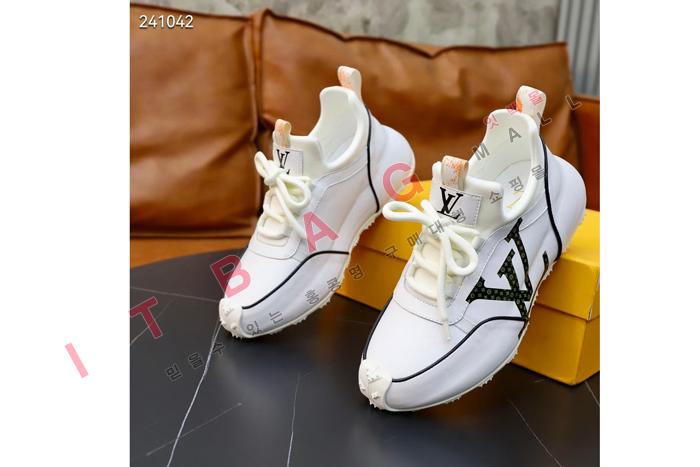 ���̺��� ���� ����Ŀ�� MYB1817