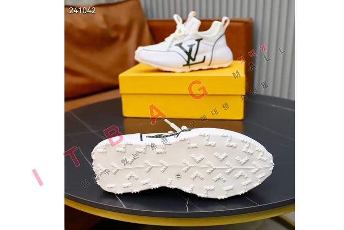 ���̺��� ���� ����Ŀ�� MYB1817