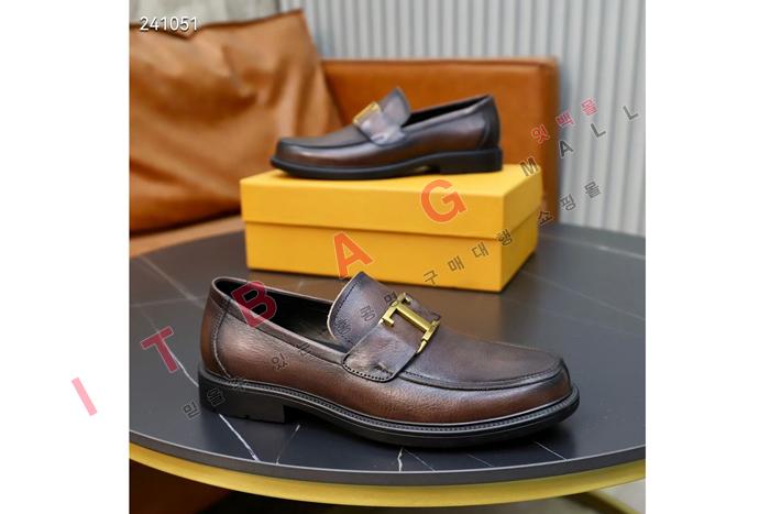 ����  ���� ����  MYB1819