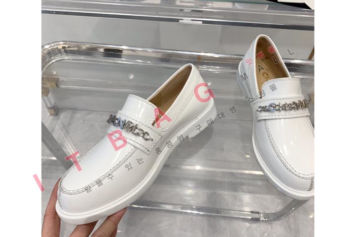 ���� ���� ����  MYB4812