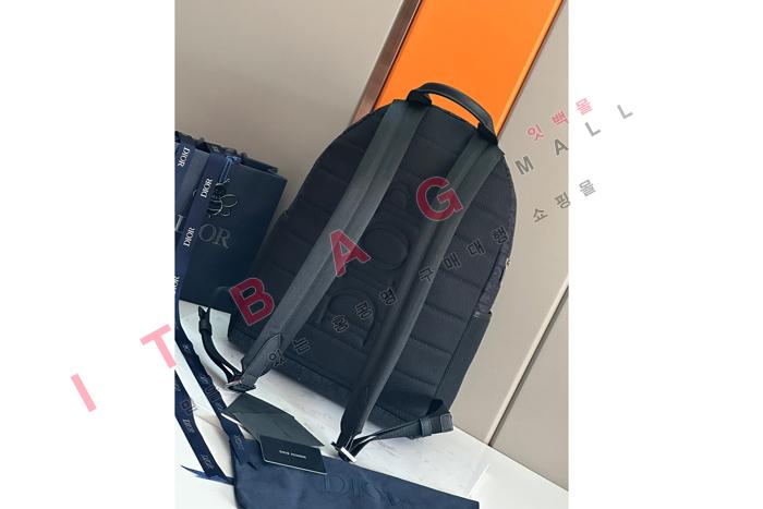 ��� 8 ����   DR90215