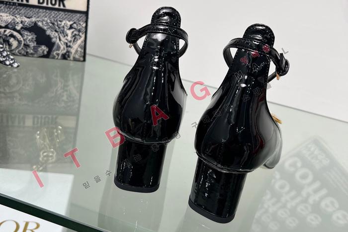 ��� ����Ÿ   ������   YIBU1949-2