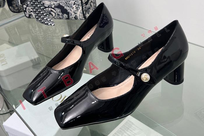 ��� JOLIE  ������  YIBU1950     5CM