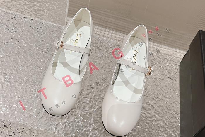 ��� �߷�����  ������  YIBU1951     5CM
