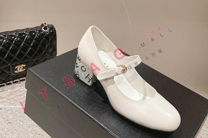 ��� �߷�����  ������  YIBU1951     5CM