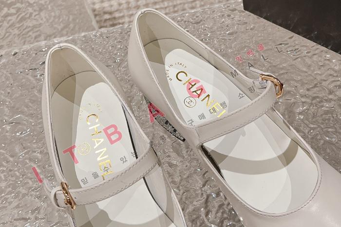 ��� �߷�����  ������  YIBU1951     5CM