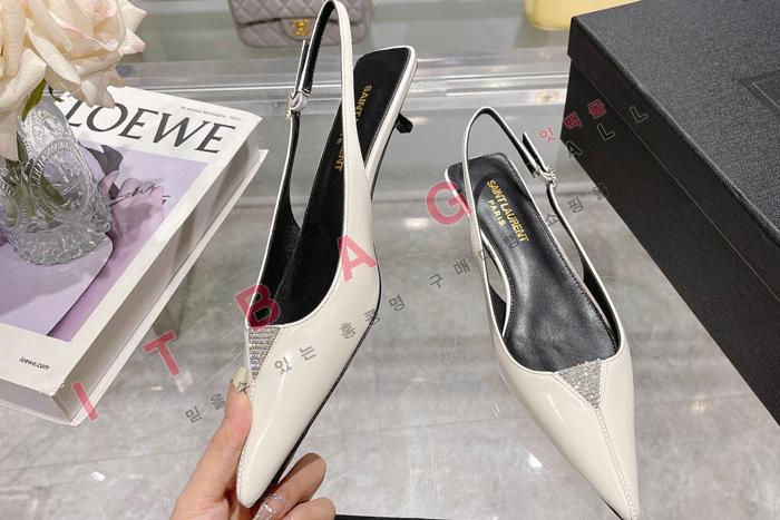 �Ի��ζ� ������  ������  YIBU1952-1     3CM