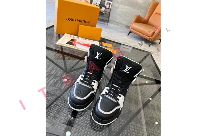 ���̺���  Ʈ���̳� ����ž  YF7379-2