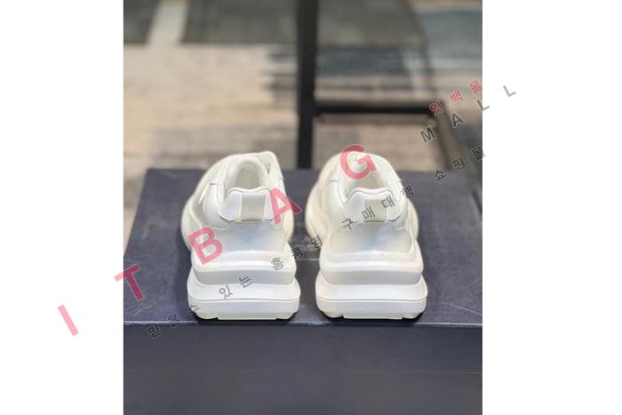 �����  ���� ����Ŀ�� LP7382
