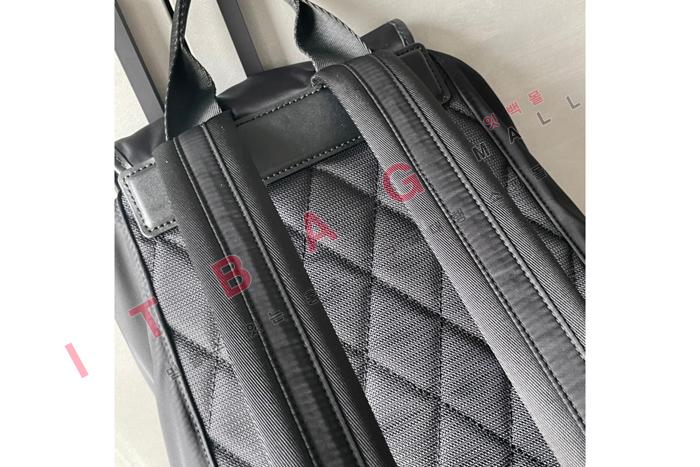 ������ ���� ����  BU70164-1
