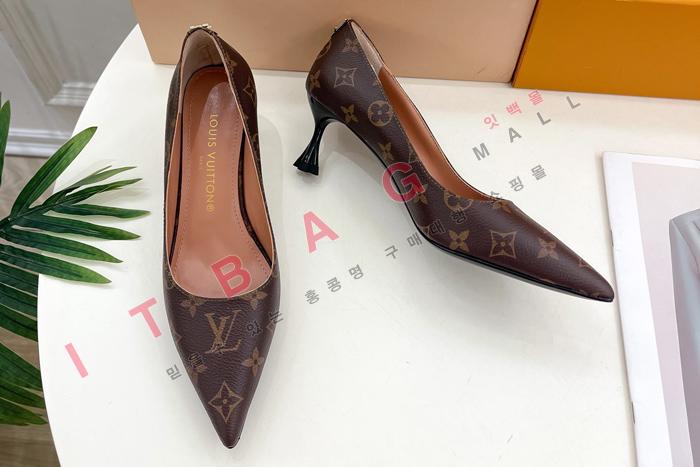 ���̺��� ������   YIBU1962-4   24/�Ż�