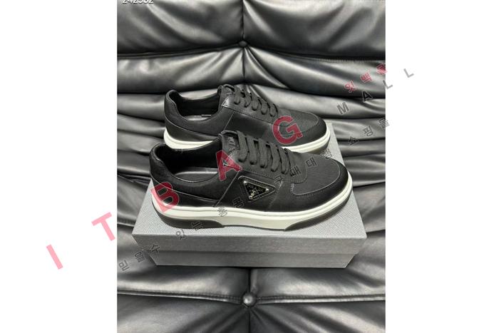 ����� MYB4593