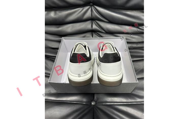 ����� MYB4593-1