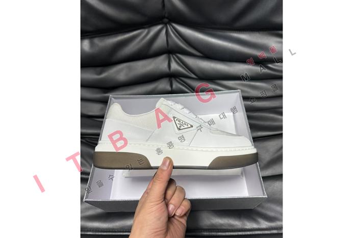 ����� MYB4593-2