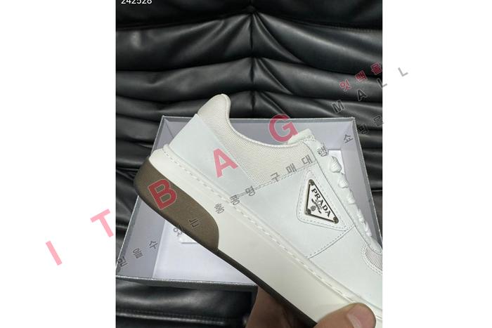 ����� MYB4593-2