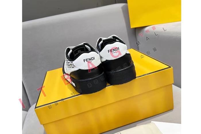�ҵ� ���� ����Ŀ�� LP4360