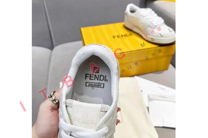 �ҵ� ���� ����Ŀ�� LP4360-3