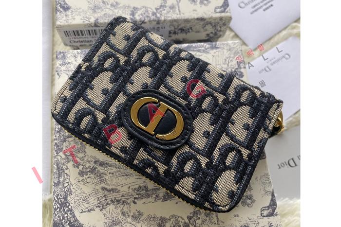 ��� 30 MONTAIGNE VOYAGEUR ���� ���� ����  A82358
