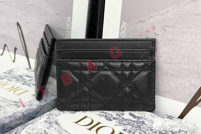 ��� CARO 5-���� ī�� ����  A82359