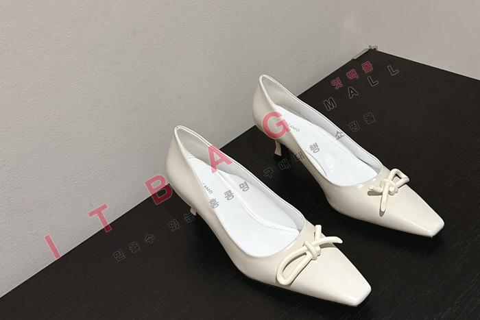 �䷹���� �� ������   YIBU1970-1