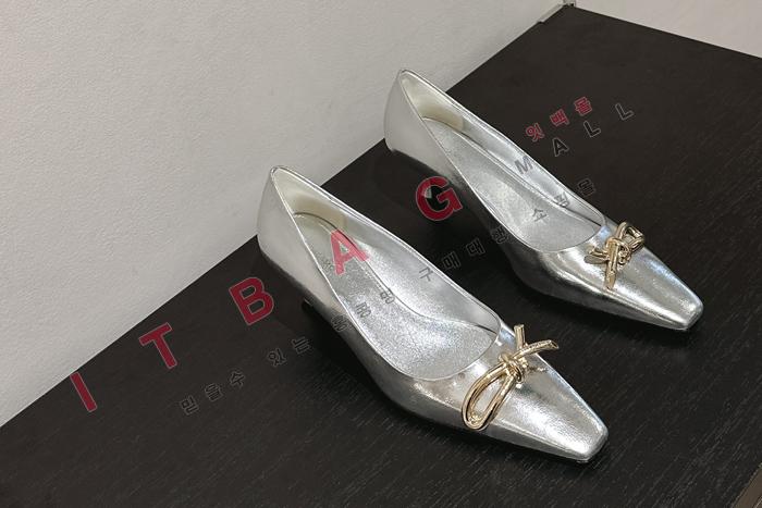 �䷹���� �� ������   YIBU1970-2