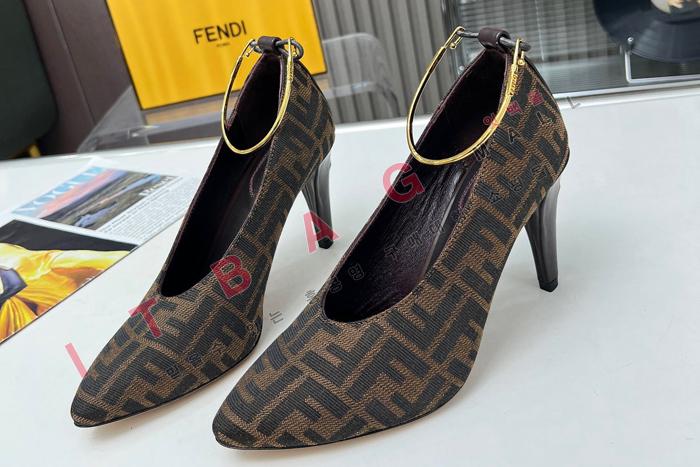 �ҵ� ���ǳ� �� ������   YIBU1972-6     8CM