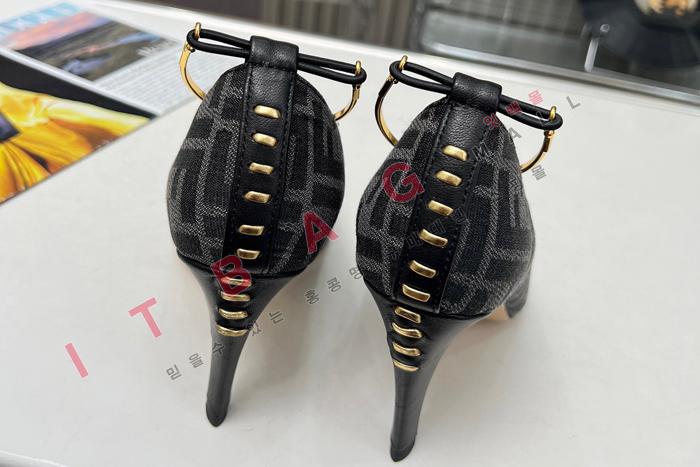 �ҵ� ���ǳ� �� ������   YIBU1972-7     8CM