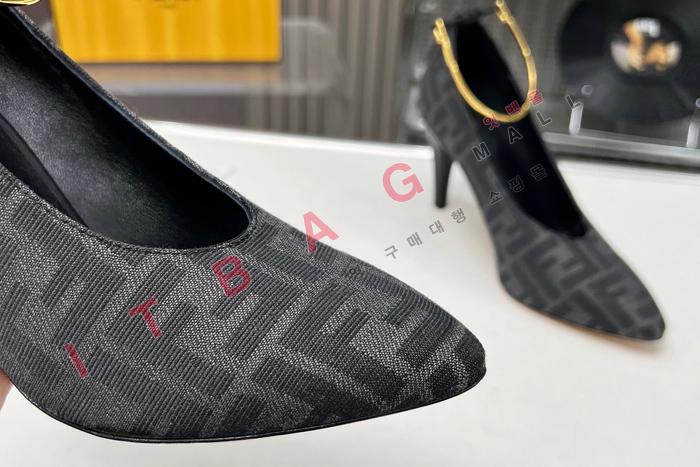 �ҵ� ���ǳ� �� ������   YIBU1972-7     8CM