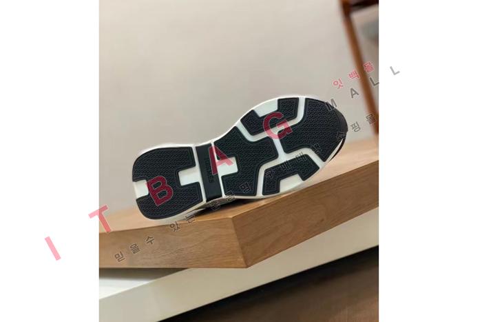 �����޽�  ���� ����Ŀ��  YF6052