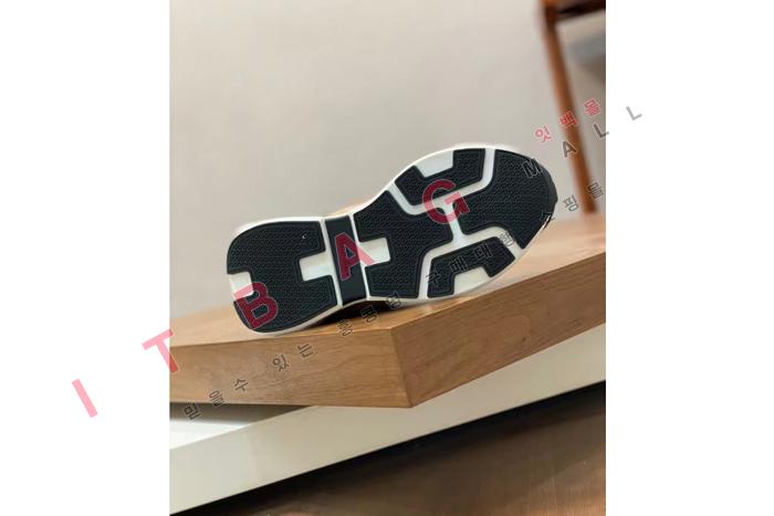 �����޽�  ���� ����Ŀ��  YF6052-2