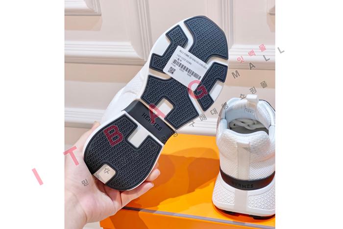 �����޽� Heros ����Ŀ�� YIBU1984-1����������)
