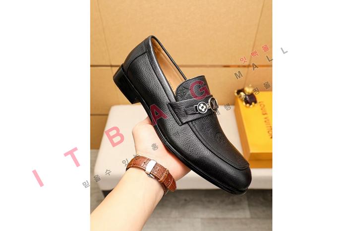 ���̺���  ���� ���� MYB0618