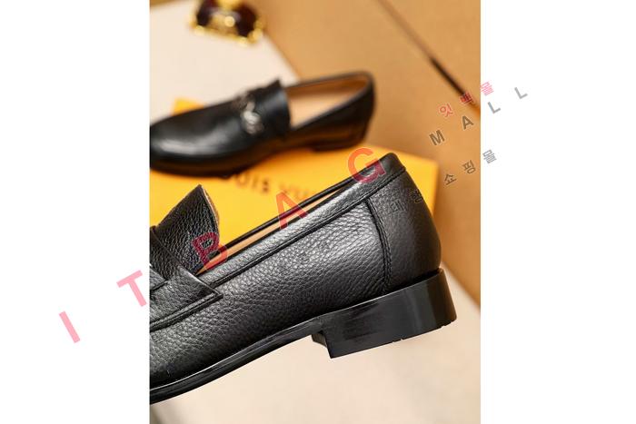 ���̺���  ���� ���� MYB0618