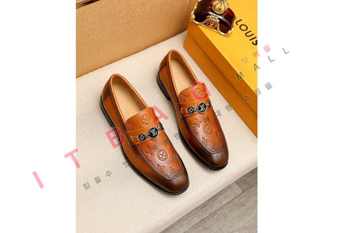 ���̺���  ���� ���� MYB0619