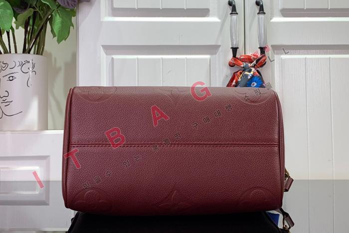 ���̺��� ���ǵ� �ݵѸ��� 25  M58947-7