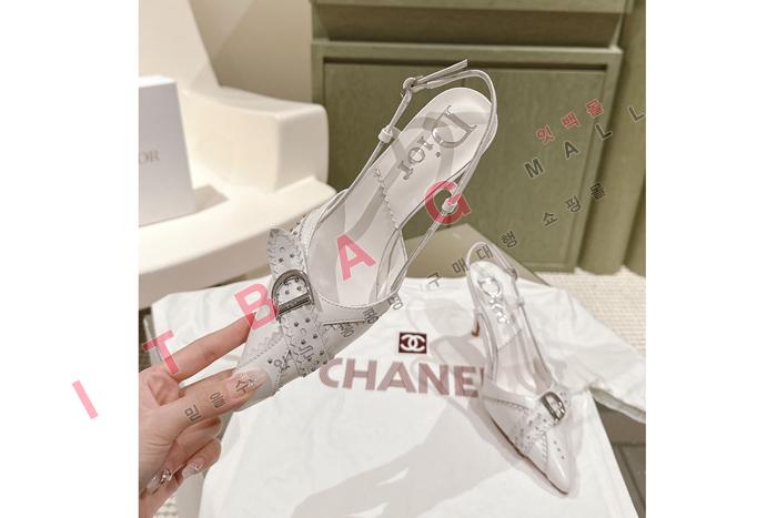 ��� �� ������  YIBU1993     8.5CM
