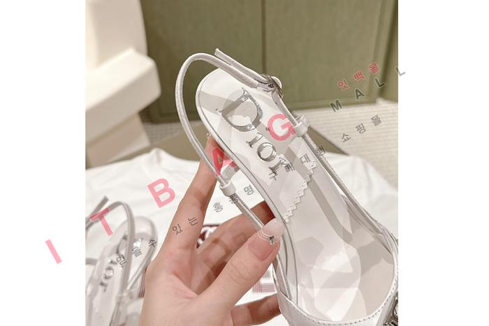 ��� �� ������  YIBU1993     8.5CM