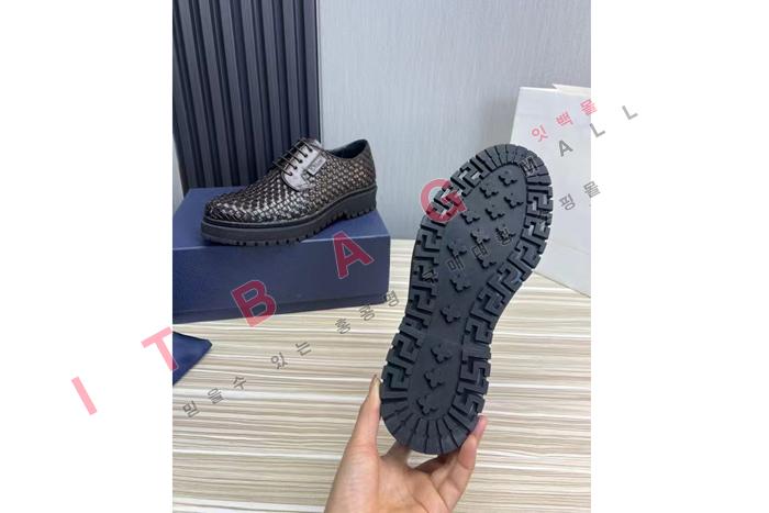 ��� ���� ����  LP6079-1