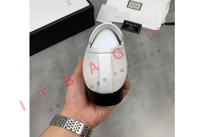 ���� ���� ����   LP6082-2