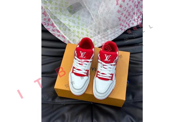 ���̺��� Ʈ���̳� ����Ŀ��  YF2616-4