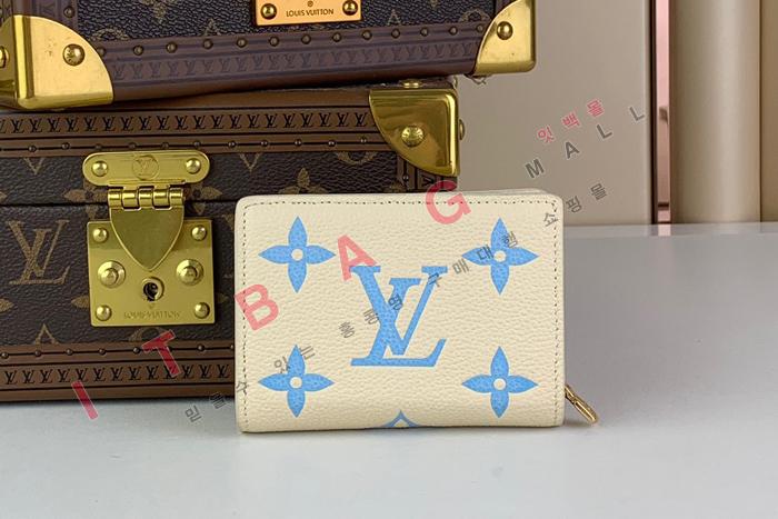 ���̺��� Ŭ���� ���� ����  M82370