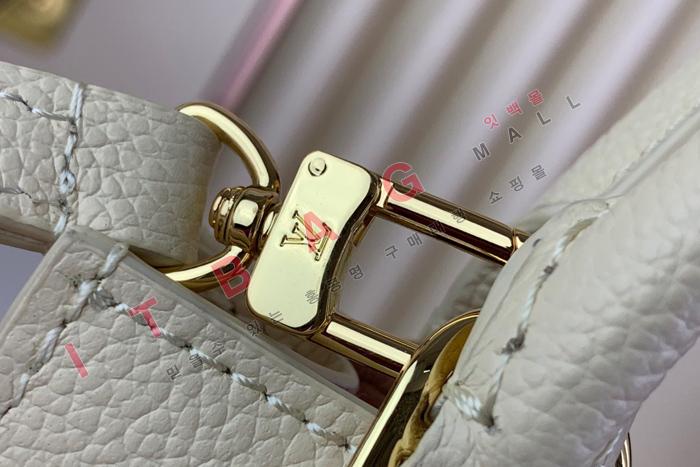 ���̺���  �ڶ� �� �ö� �̴� ��  M69442-6 